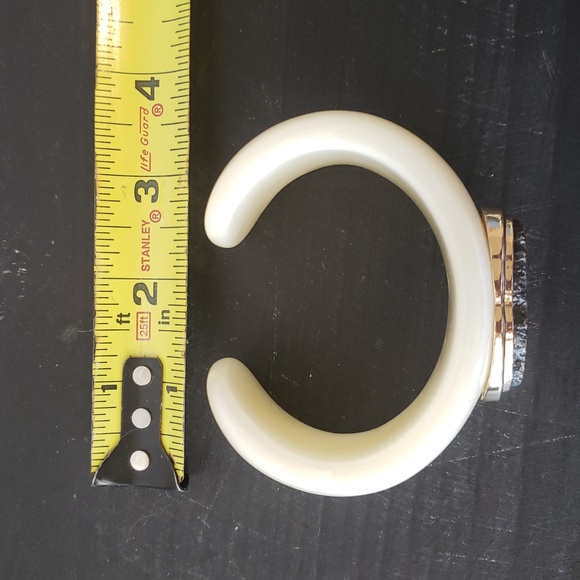 Vintage Super Chunky Lucite Faux Agate Cuff Bracelet - Picture 6 of 7